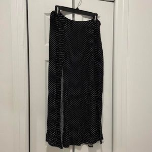 Reformation Zoe skirt - micro dot in size 6